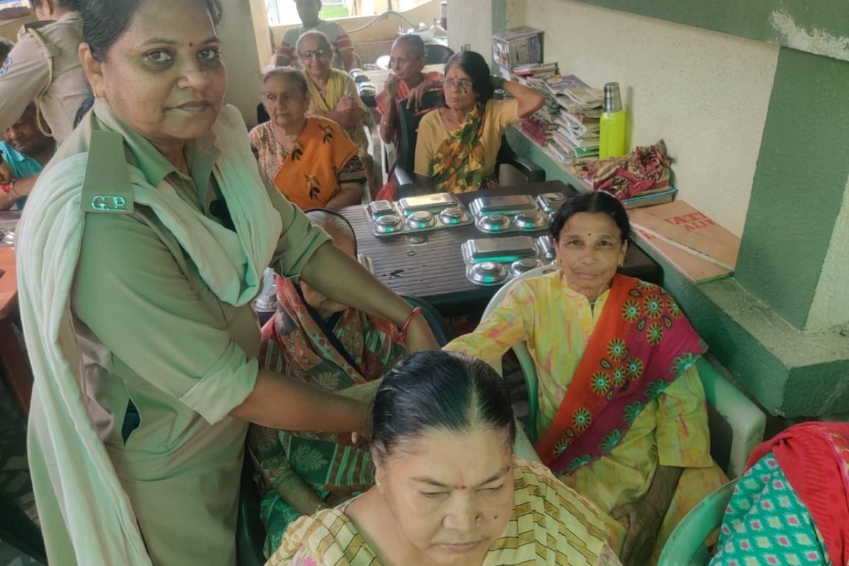 Rakshabandhan Celebration with Senior Citizens